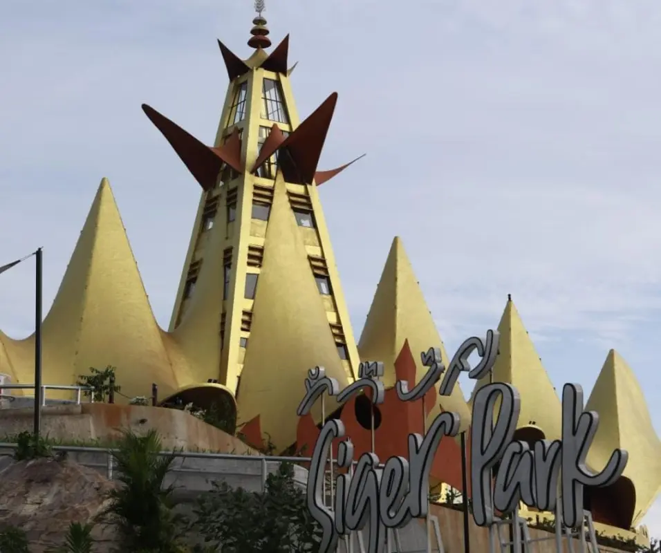 ASDP Ajak Masyarakat Rayakan Tahun Baru di Siger Park Kawasan BHC