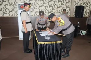Tiga PJU Polres Lamsel Diserah Terimakan